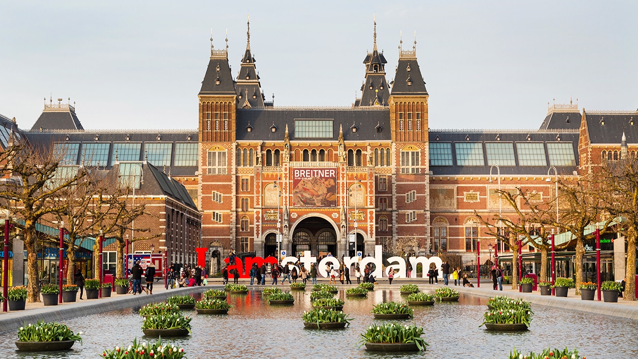 Wat zijn de leukste buurten van Amsterdam en wat kun je er allemaal doen?